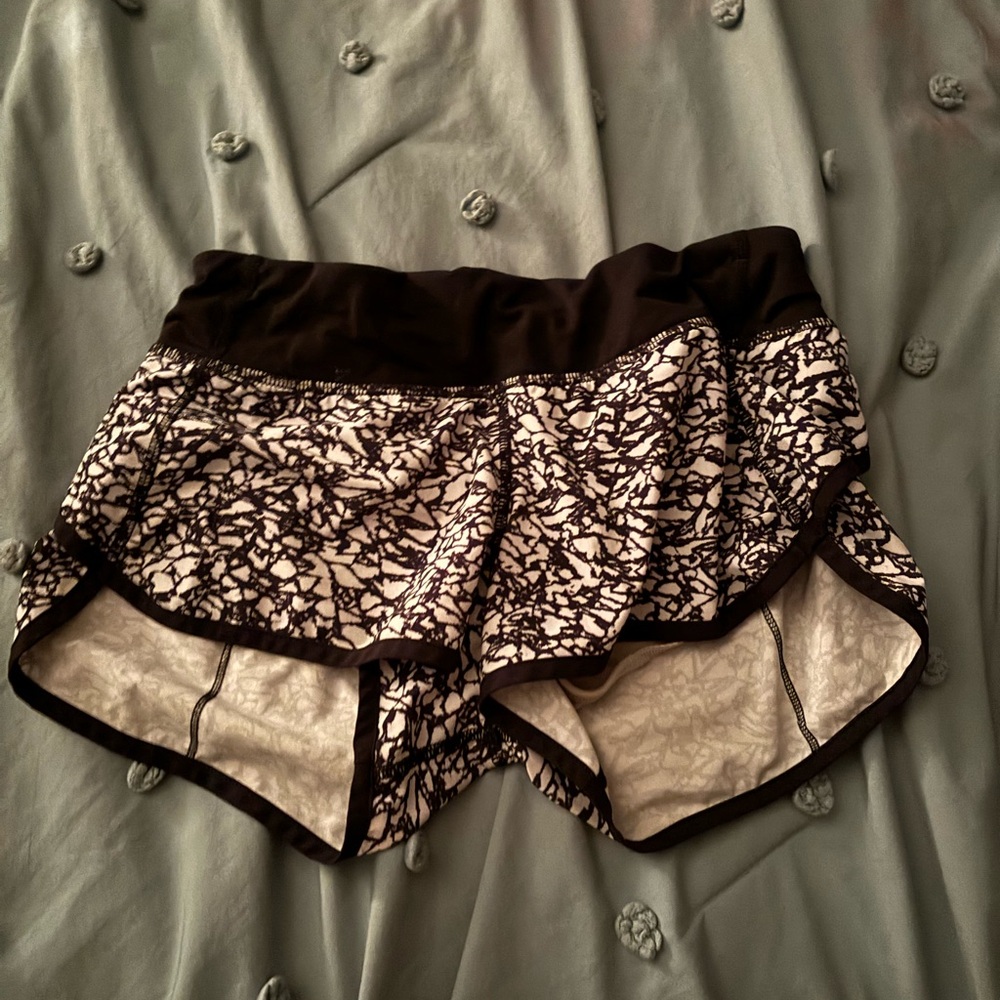 Lululemon speed ups low rise 2.5 inch
